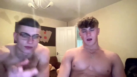 xxxtripletrouble  28-04-2022